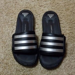MENS ADIDAS SUPERSTAR SANDALS SIZE 10